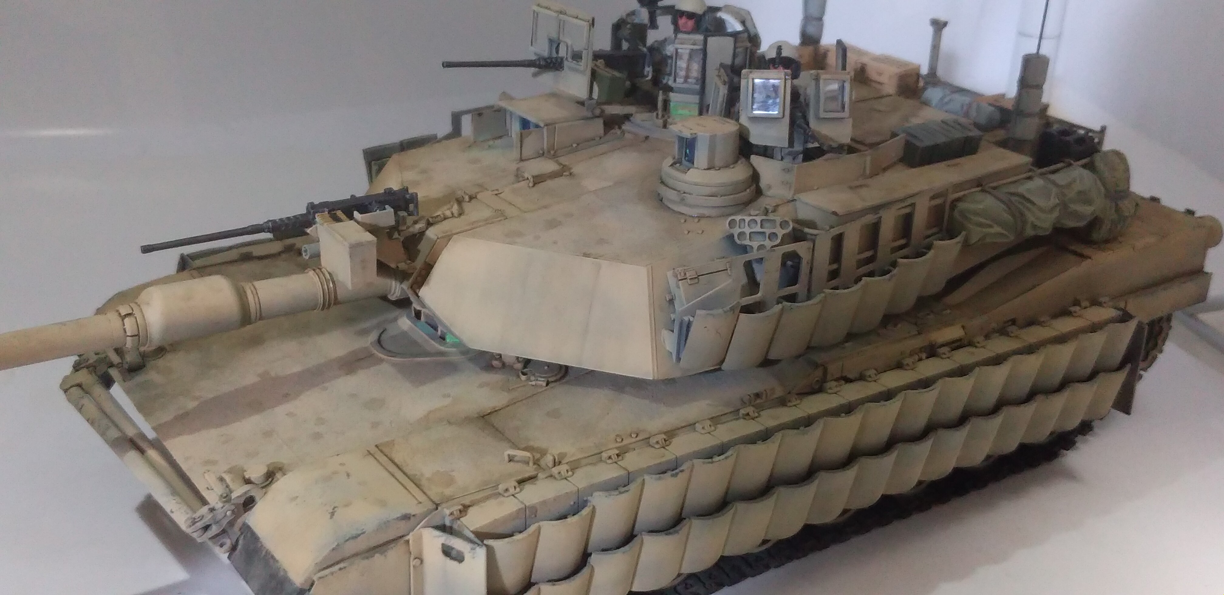 最新のデザイン 1/35 中東アラビア風 戦車展示台 オリジナル製作 検問所 完成品